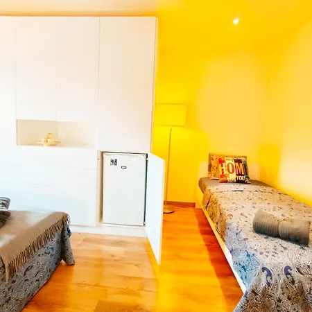 By Passeig De Gracia Kondominium *